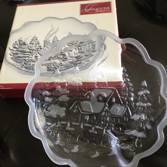 Mikasa Winter Wonderland Collection Sweet Dish - Picture 3 of 6